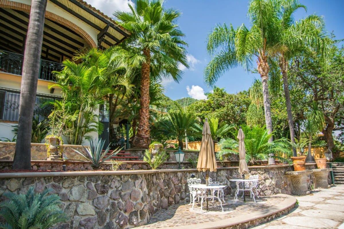 Villa Casa Galeana- Tropical 1-bd 1-wc Mountain Luxury With Stunning Views